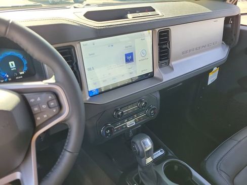 New 2026 Ford Bronco Outer Banks AWD/4WD image 13