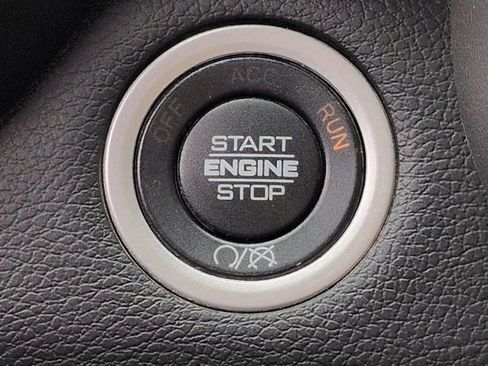 Used 2024 RAM 3500 Big Horn AWD/4WD image 36