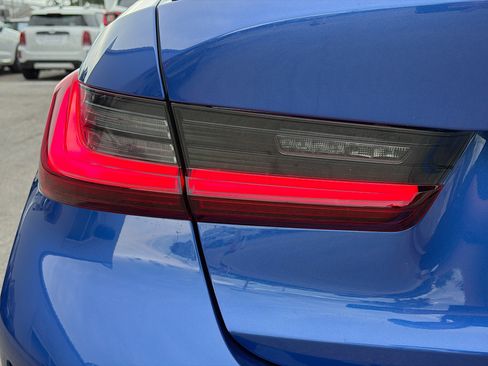 New 2026 BMW 330i Sedan w/ M Sport Package RWD image 10