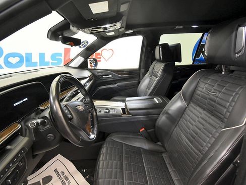 Used 2023 Cadillac Escalade Sport Platinum w/ LPO, ONYX Package AWD/4WD image 13