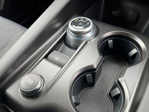 New 2026 Ford Explorer Active image 16