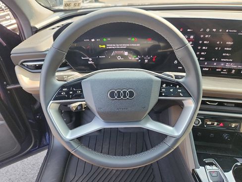 Certified 2025 Audi Q5 Premium w/ Convenience Package AWD/4WD image 20