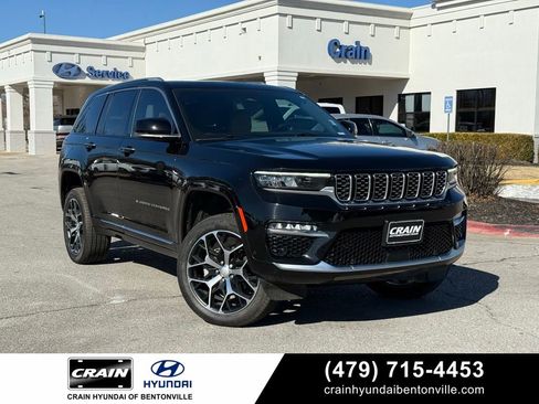 Used 2022 Jeep Grand Cherokee Summit image 1