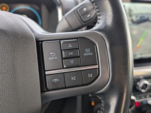 Used 2022 Ford F150 Lariat w/ Equipment Group 501A Mid image 26