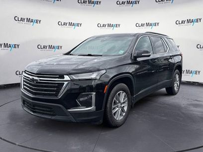 Used 2023 Chevrolet Traverse LT