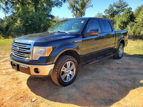 Used 2014 Ford F150 Lariat w/ Equipment Group 501A Mid image 16