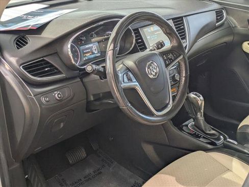 Used 2018 Buick Encore Preferred image 10