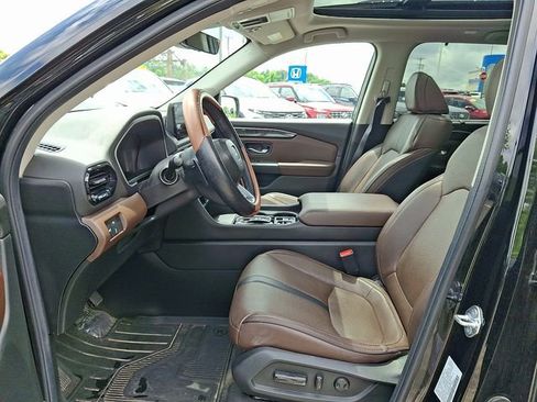 Used 2025 Honda Pilot Elite image 14