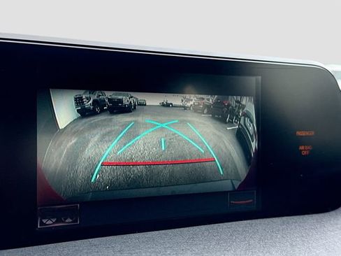 Used 2019 Lexus UX 200 w/ Premium Package FWD image 15