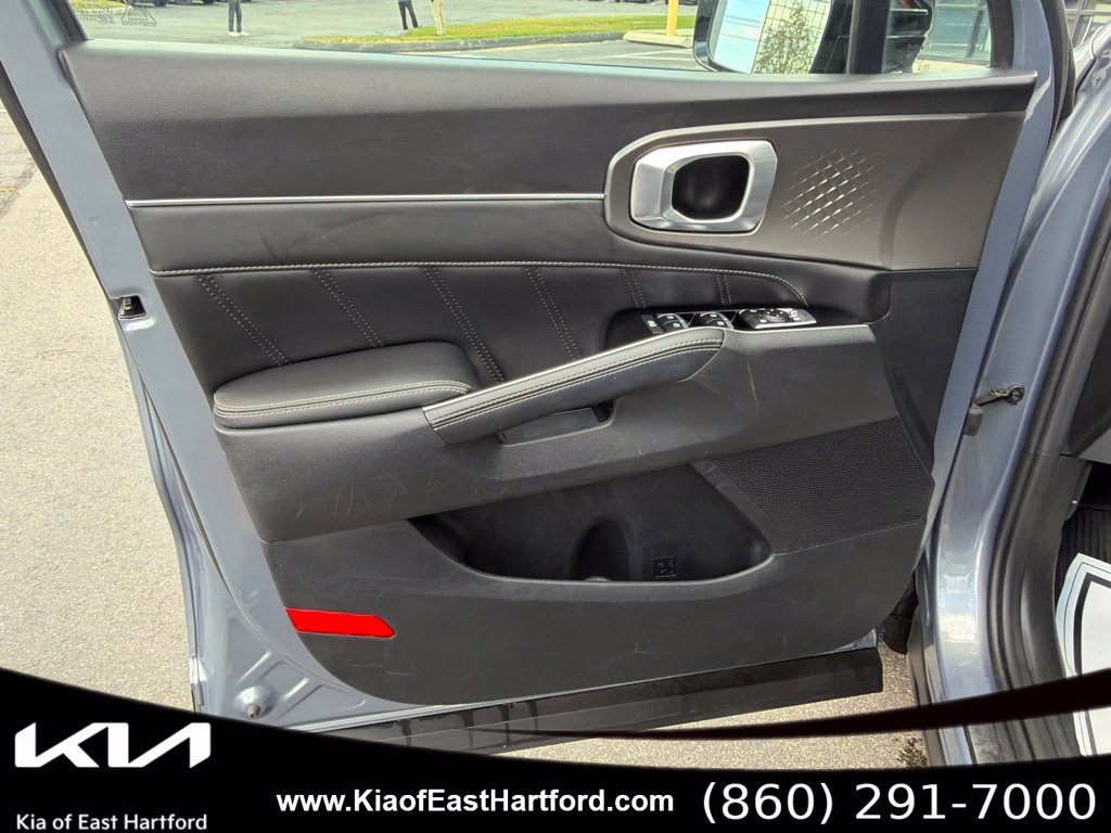 Used 2023 Kia Sorento SX AWD/4WD image 31