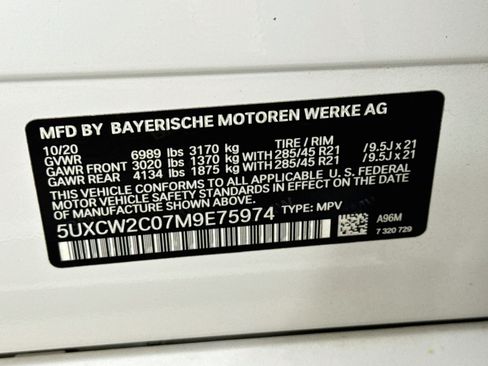 Used 2021 BMW X7 xDrive40i w/ Premium Package AWD/4WD image 32