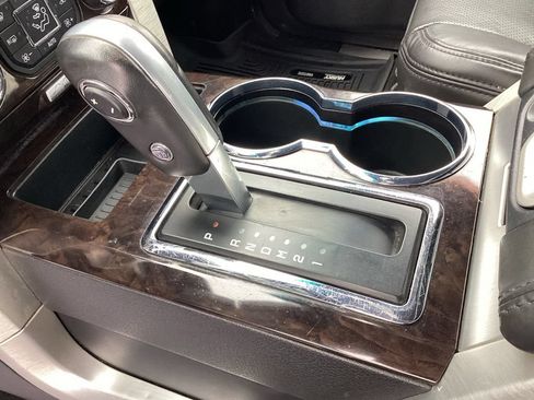 Used 2014 Ford F150 Platinum AWD/4WD image 27