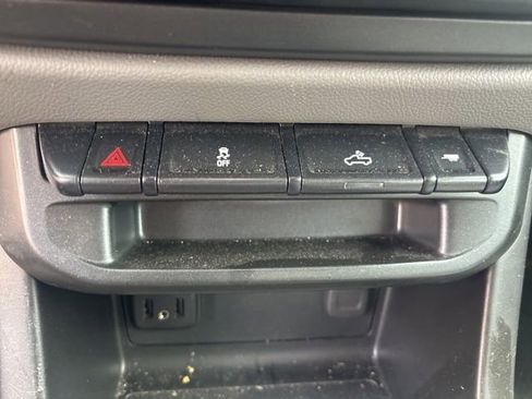 Used 2020 Chevrolet Colorado W/T w/ WT Convenience Package image 16