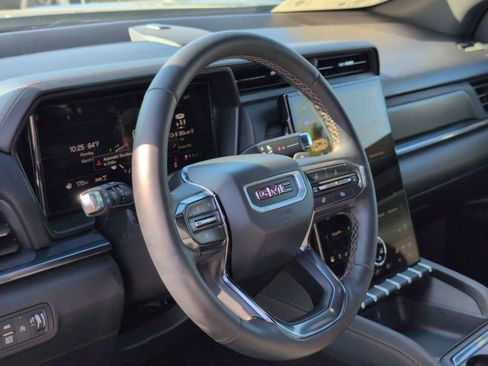 Certified 2026 GMC Terrain AT4 image 8