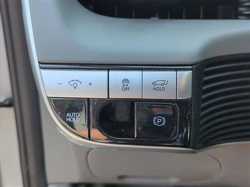 Certified 2024 Hyundai Ioniq 5 SEL RWD image 13