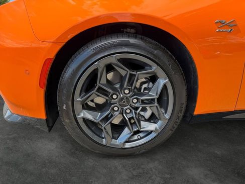 Used 2025 Dodge Charger Daytona R/T w/ Quick Order Package 25M R/T AWD/4WD image 4