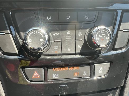 Used 2019 Buick Encore Sport Touring FWD image 14
