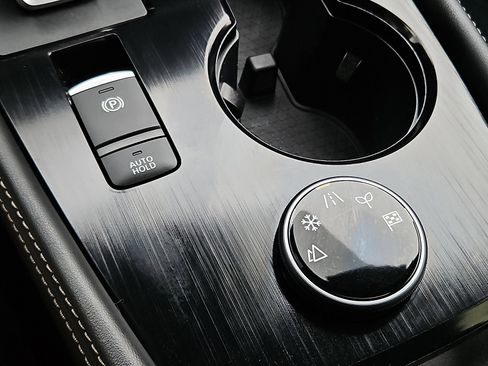 Certified 2023 Nissan Rogue Platinum w/ Platinum Premium Package image 25