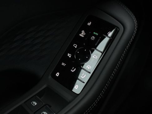 New 2026 Audi A6 Premium Plus AWD/4WD image 8
