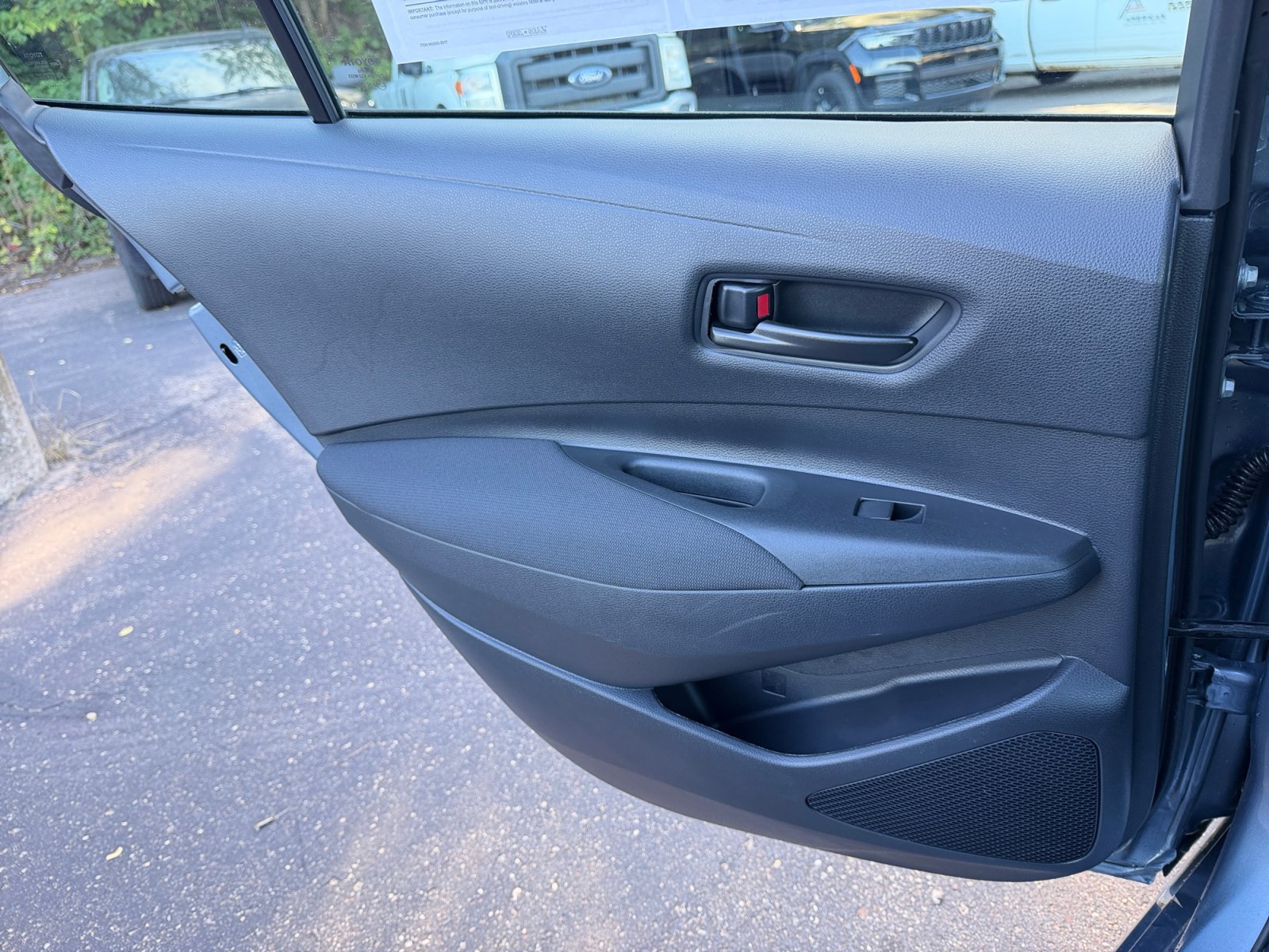 Used 2026 Toyota Corolla LE FWD image 25