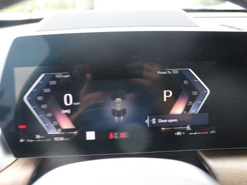 Certified 2025 BMW X1 xDrive28i w/ Technology Package image 20