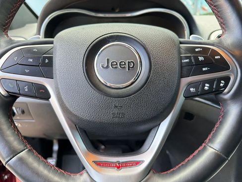 Used 2018 Jeep Grand Cherokee Trailhawk w/ Trailhawk Luxury Group image 18