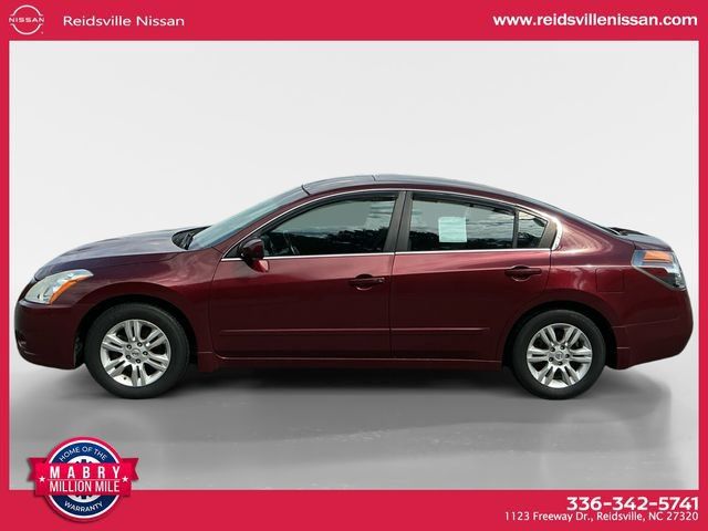 Used 2010 Nissan Altima 2.5 S w/ Convenience Pkg FWD image 3