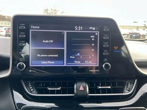 Used 2021 Toyota C-HR LE image 21