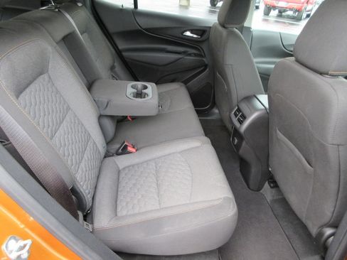 Certified 2018 Chevrolet Equinox LT FWD image 18