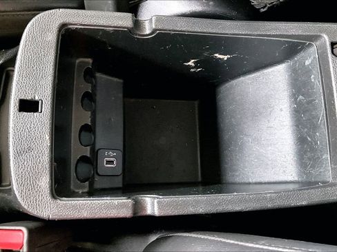 Used 2021 Jeep Cherokee Latitude Plus AWD/4WD image 33