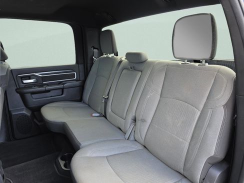 Used 2024 RAM 2500 Big Horn image 25