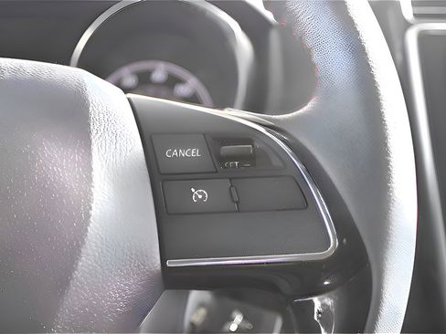 Used 2023 Mitsubishi Outlander Sport LE image 18