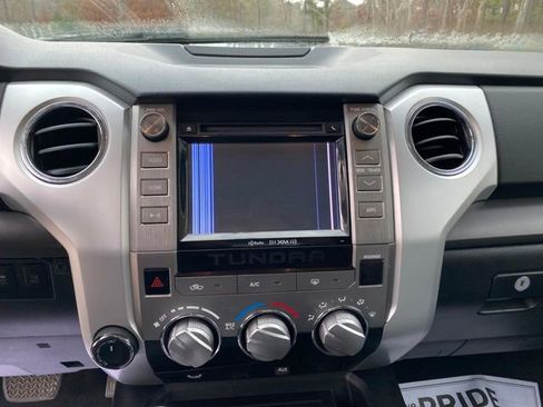 Used 2015 Toyota Tundra SR5 image 21