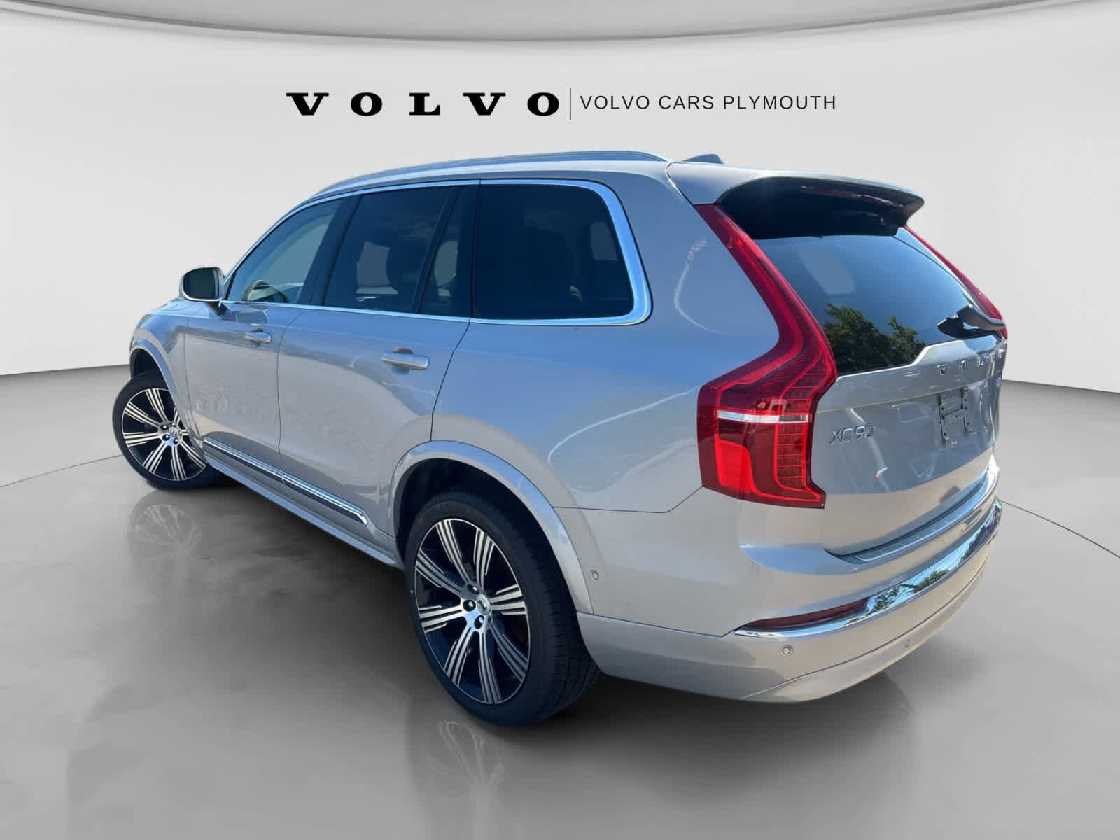 Used 2025 Volvo XC90 B6 Plus w/ Protection Package Premier AWD/4WD image 8