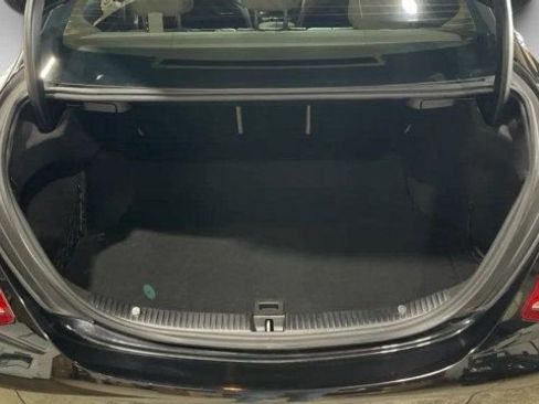 Used 2018 Mercedes-Benz C 300 Sedan image 9