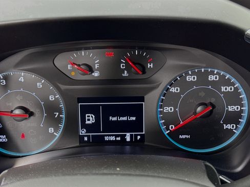 Used 2024 Chevrolet Equinox LS image 10