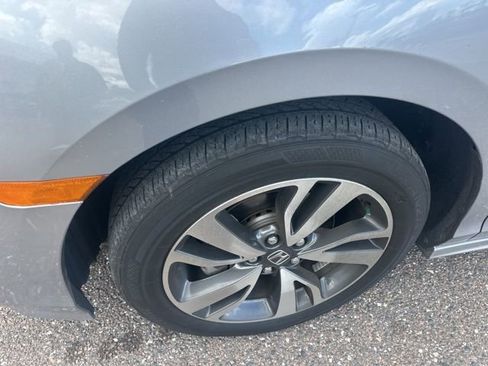 Used 2023 Honda Odyssey Touring image 8