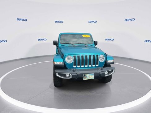 Used 2019 Jeep Wrangler Unlimited Sahara AWD/4WD image 3