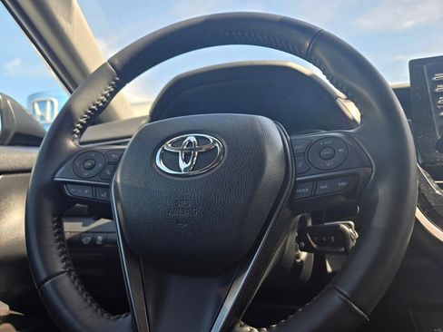 Used 2022 Toyota Camry SE image 19