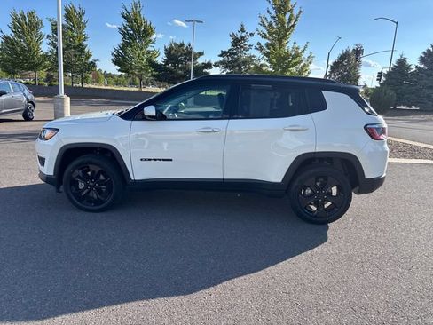 Used 2021 Jeep Compass Latitude AWD/4WD image 6