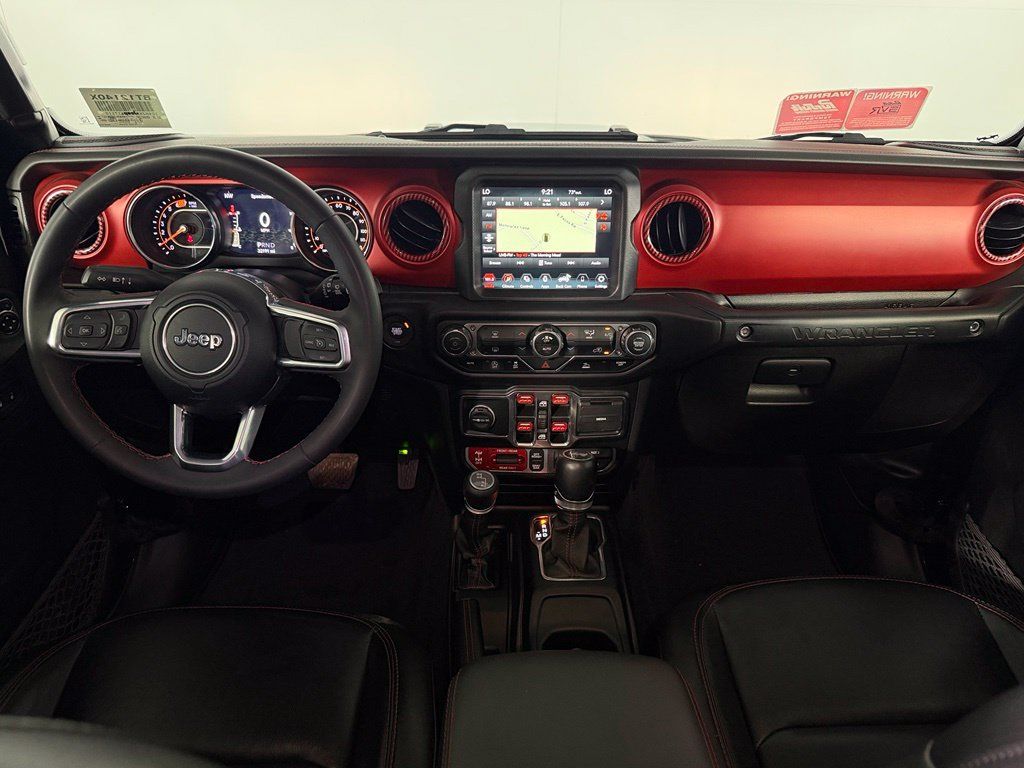 Used 2023 Jeep Wrangler Unlimited Rubicon AWD/4WD image 13