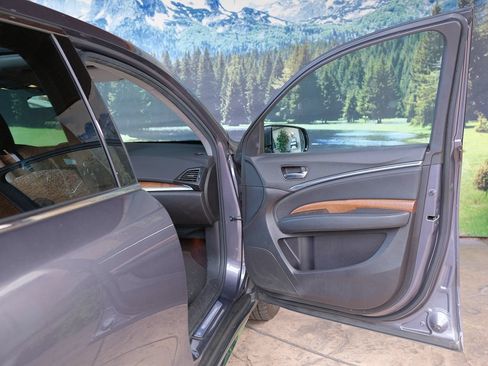 Used 2019 Acura MDX w/ Technology Package FWD image 30