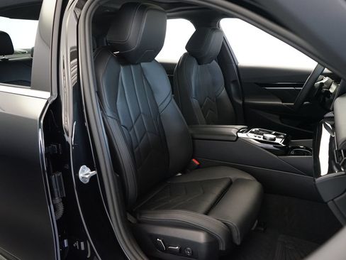 Used 2026 BMW 530i RWD image 4