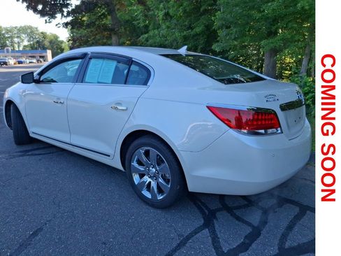 Used 2011 Buick LaCrosse CXL w/ Luxury Package FWD image 8