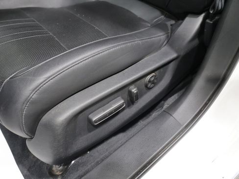 Used 2019 Honda Accord EX-L image 10