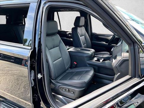 Used 2023 Chevrolet Tahoe RST w/ Luxury Package RWD image 9