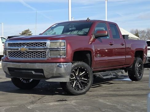 Used 2015 Chevrolet Silverado 1500 LT w/ Texas Edition, 1LT Trim image 2