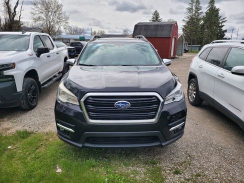 Used 2019 Subaru Ascent Touring AWD/4WD image 2