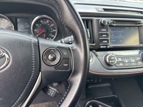 Used 2016 Toyota RAV4 SE AWD/4WD image 16