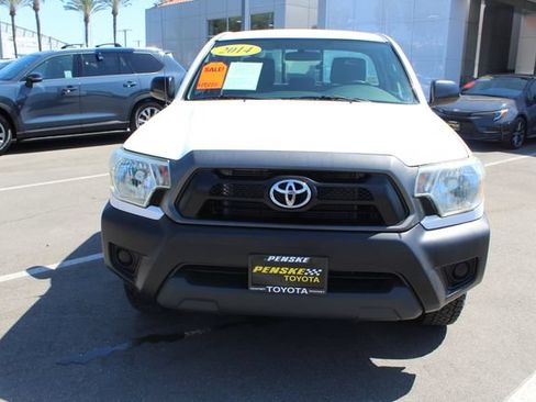 Used 2014 Toyota Tacoma 2WD Regular Cab image 3